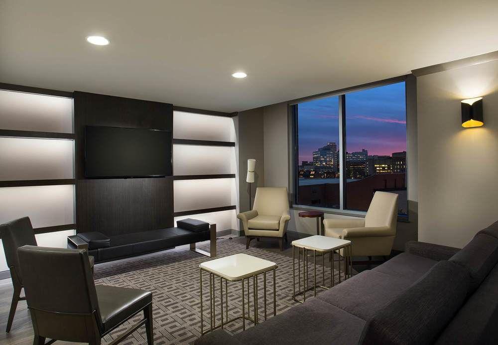 Nashville Marriott At Vanderbilt University Exterior photo