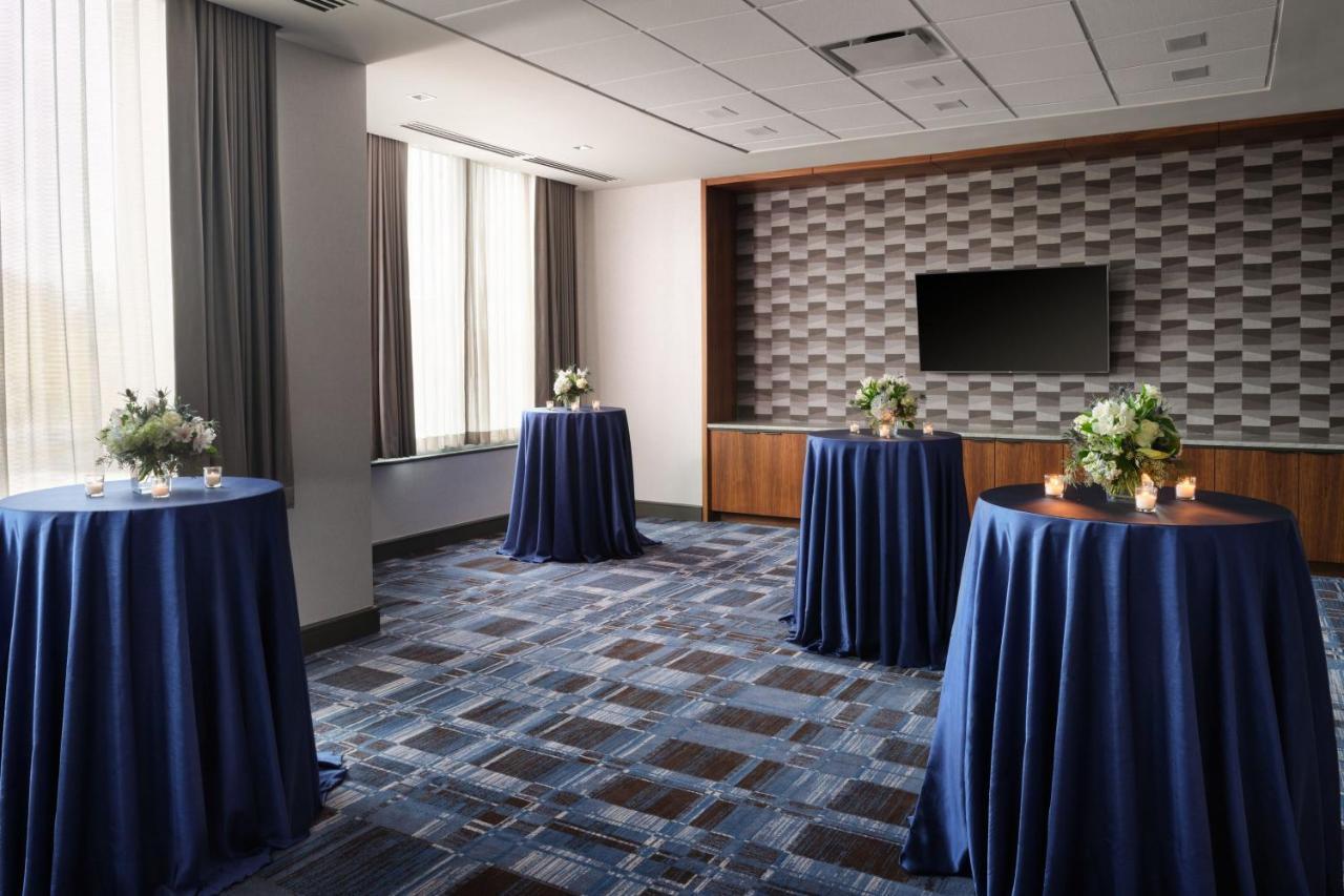 Nashville Marriott At Vanderbilt University Exterior photo