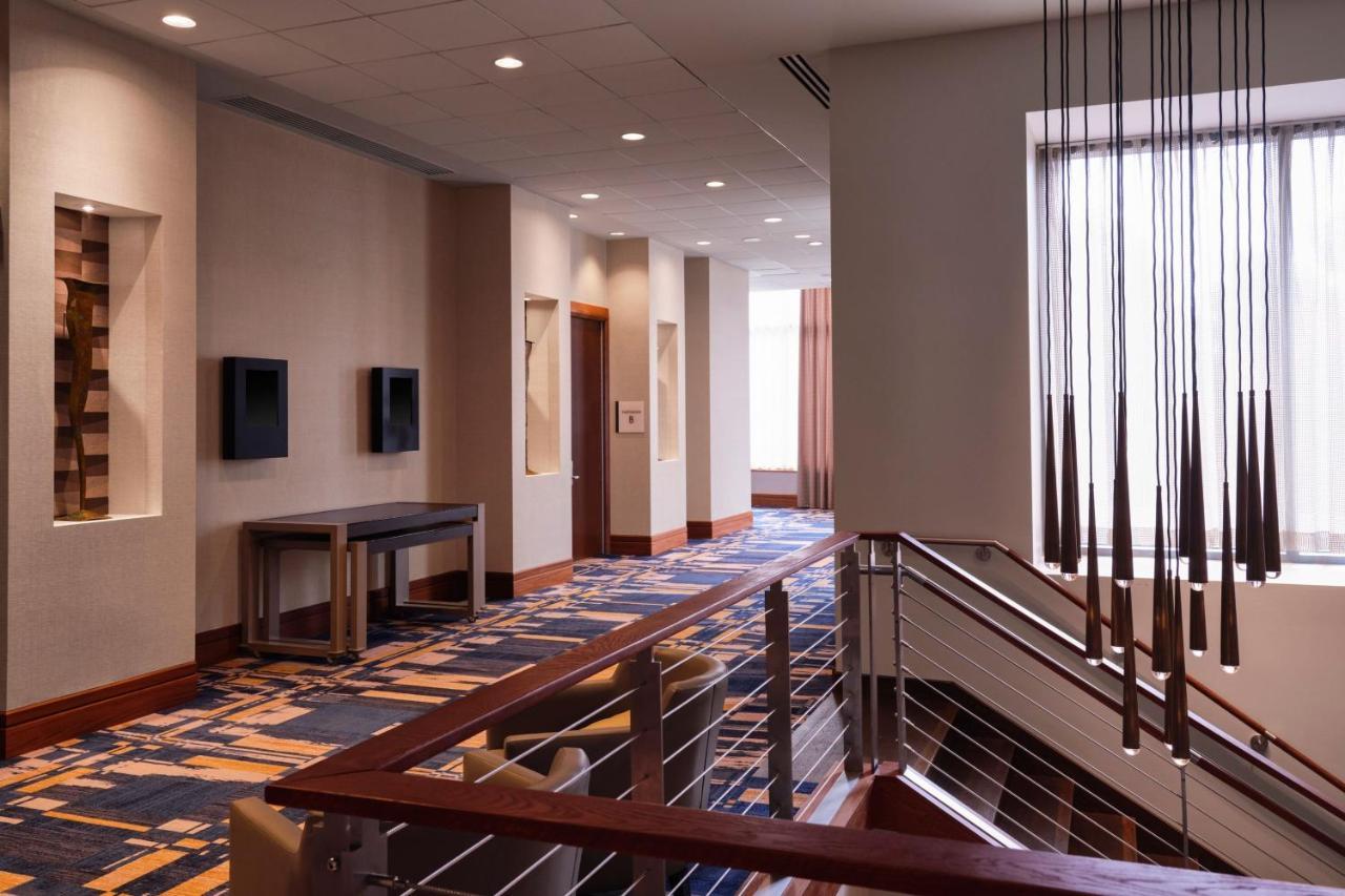 Nashville Marriott At Vanderbilt University Exterior photo