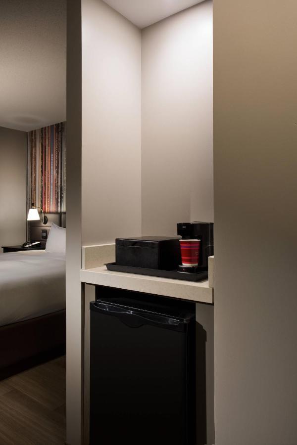 Nashville Marriott At Vanderbilt University Exterior photo