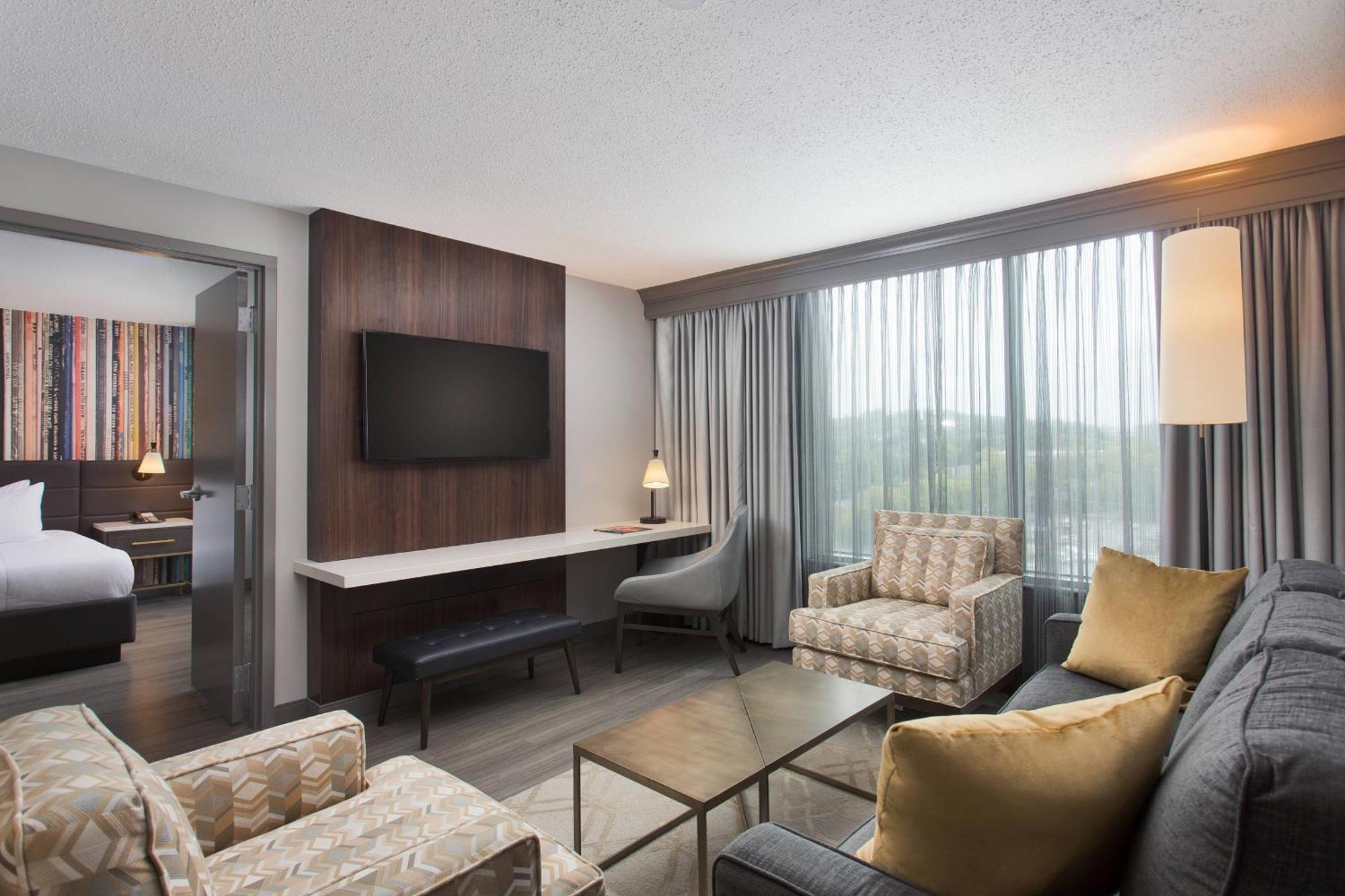 Nashville Marriott At Vanderbilt University Exterior photo