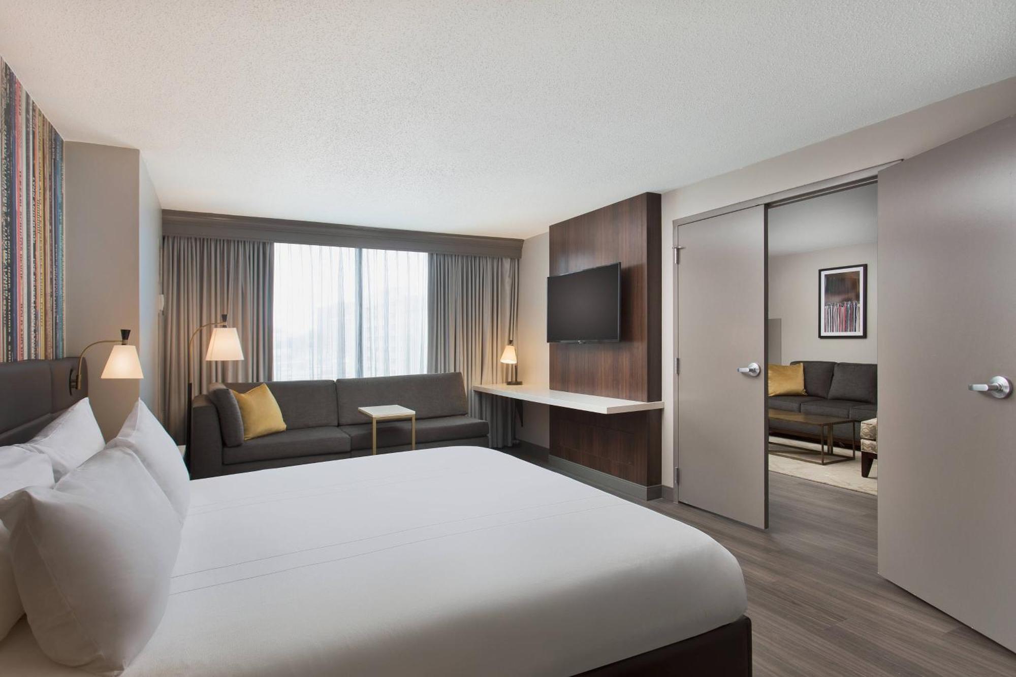 Nashville Marriott At Vanderbilt University Exterior photo
